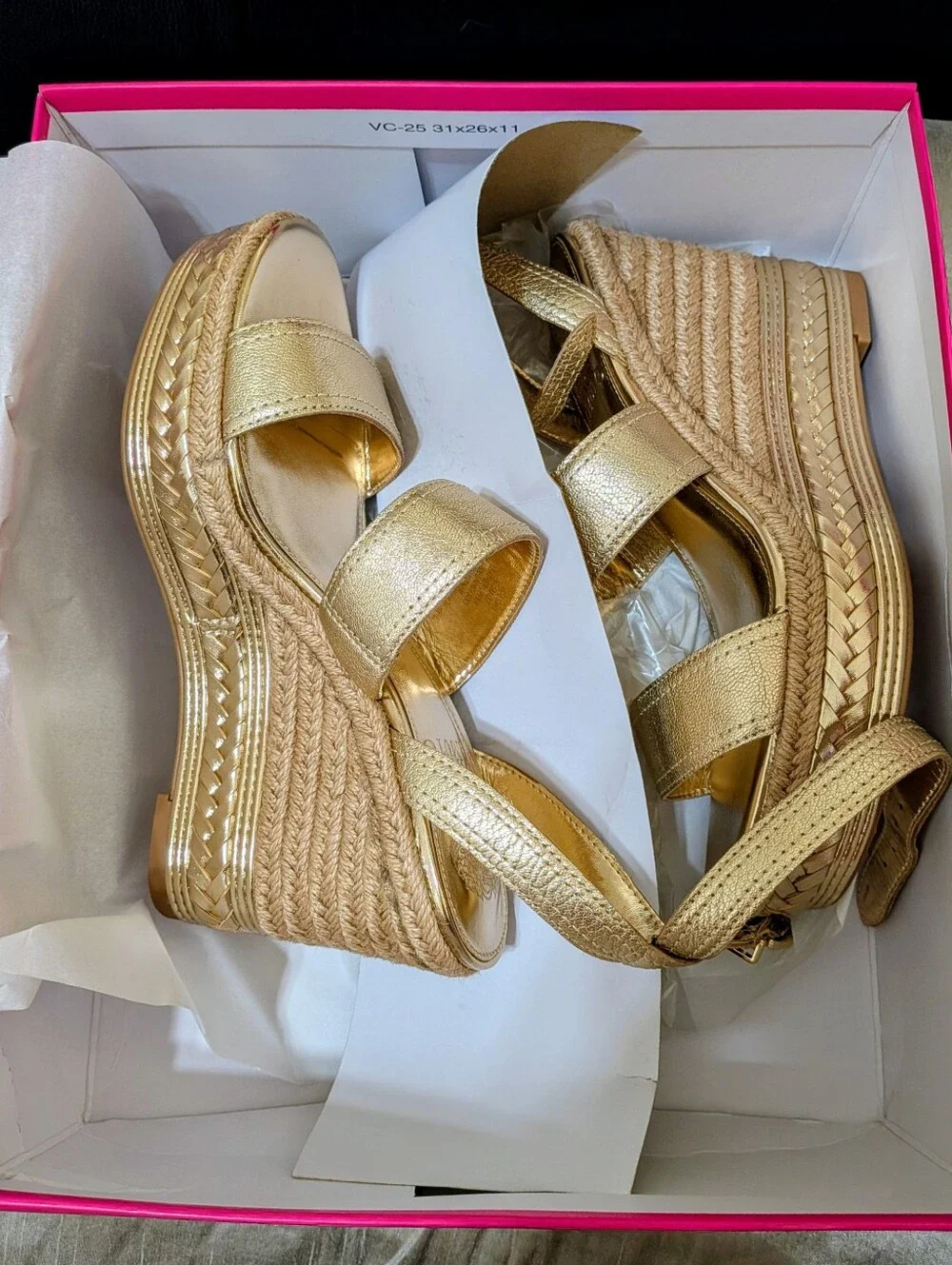 Vince Camuto brand new